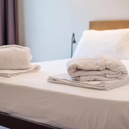 Attico Di Design A 5 Min Da Centro E Fiera Apartamento