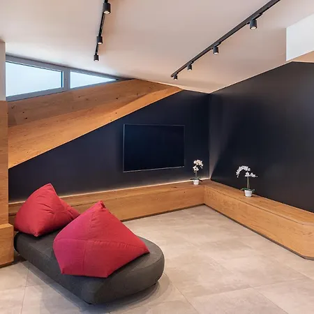 Apartamento Attico Di Design A 5 Min Da Centro E Fiera *